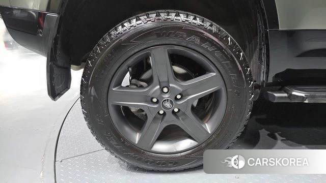 Land Rover Defender (L663) id 4651084 из Кореи 27