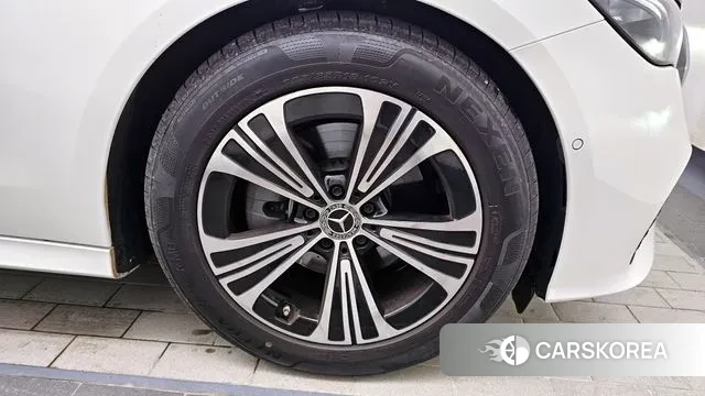 Mercedes-Benz E-Class W214 id 3487061 из Кореи 15