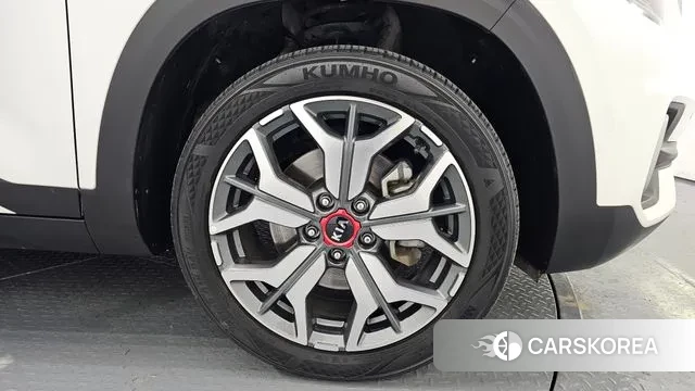 Kia Seltos id 3578162 из Кореи 15