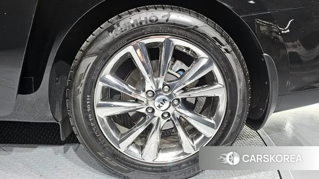 Kia The New Carnival id 3588301 из Кореи 15