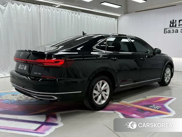 Volkswagen Passat 2023 Черный из Китая, фото 5