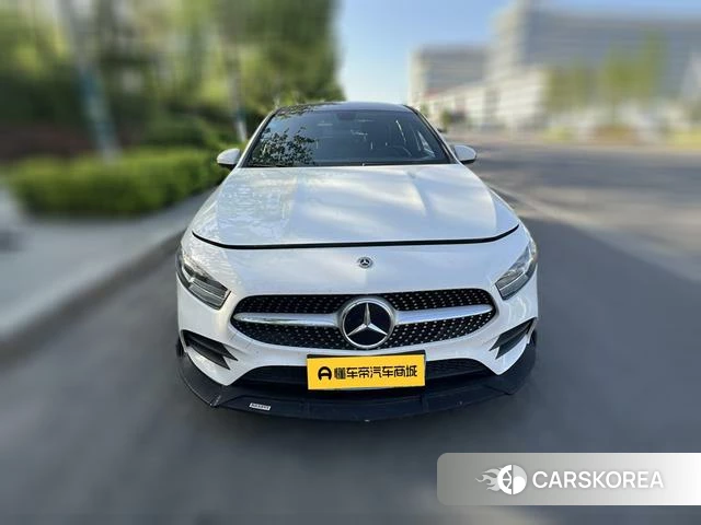 Mercedes-Benz Class A 2020 Белый из Китая, фото 5
