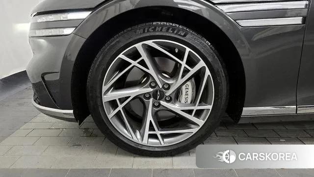 Genesis G90 (RS4) id 3416308 из Кореи 15