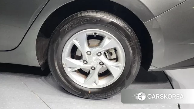 Hyundai Avante (CN7) id 3458806 из Кореи 15