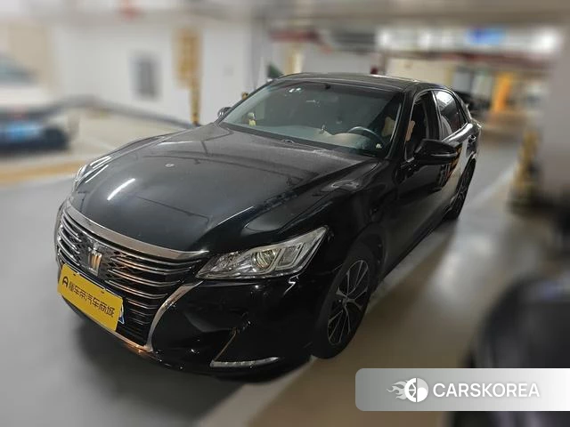 Toyota crown 2018 Черный из Китая, фото 5