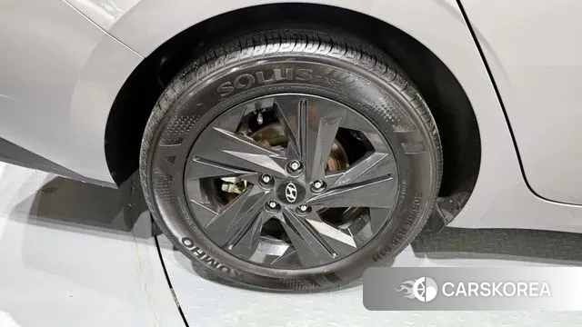 Hyundai Avante Hybrid (CN7) id 2895554 из Кореи 15