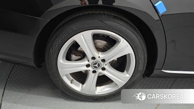 Mercedes-Benz E-Class W213 id 4448088 из Кореи 25