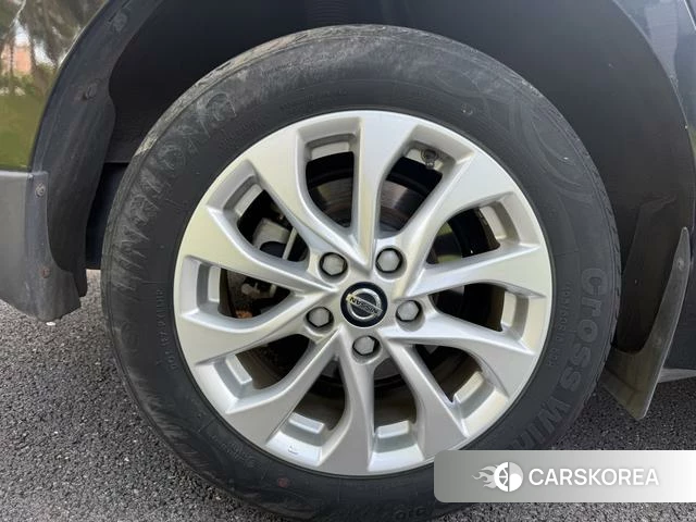 Nissan Xuan Yi id 4301359 из Китая 21