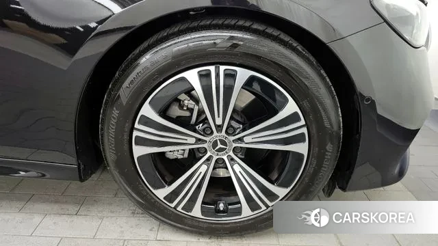 Mercedes-Benz E-Class W214 id 3664077 из Кореи 15