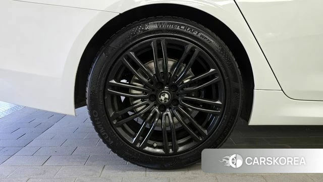 BMW 5 Series (G30) id 4269414 из Кореи 15
