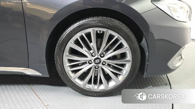 Hyundai Grandeur IG id 3820922 из Кореи 15