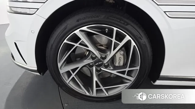 Genesis G90 (RS4) id 3478273 из Кореи 15