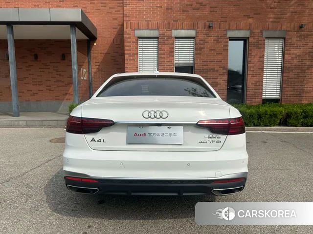Audi A4L id 4297813 из Китая 18