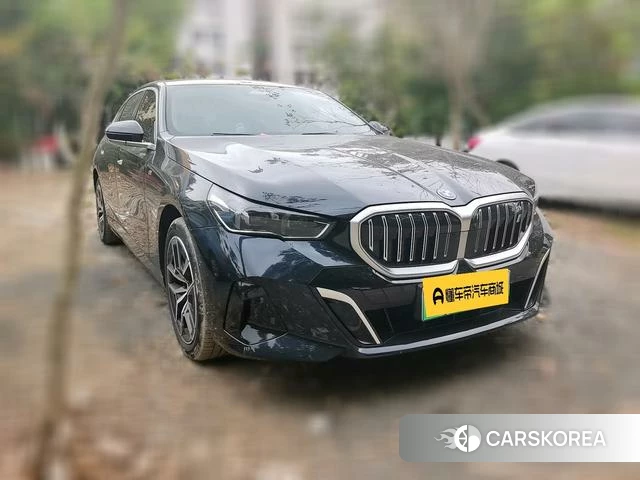 BMW i5 2025 Черный из Китая, фото 5