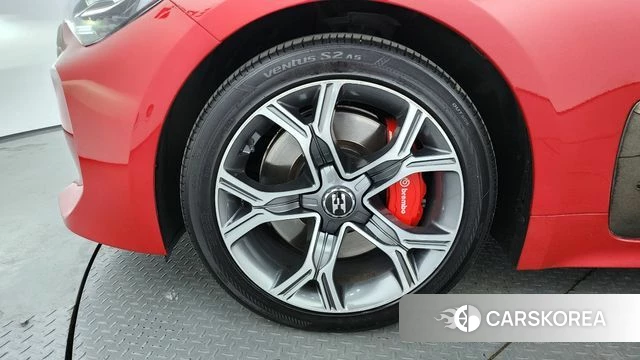 Kia Stinger id 4225378 из Кореи 15