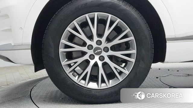 Genesis GV80 id 4907003 из Кореи 15