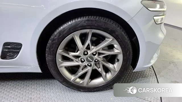 Genesis The New G70 id 3572493 из Кореи 15