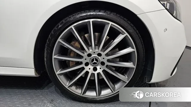 Mercedes-Benz E-Class W213 id 3458390 из Кореи 15