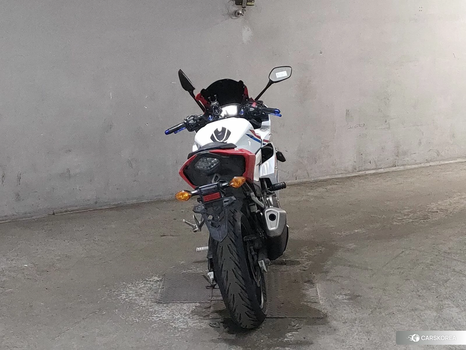 Проданный Honda CBR400R id 3947438 из Японии