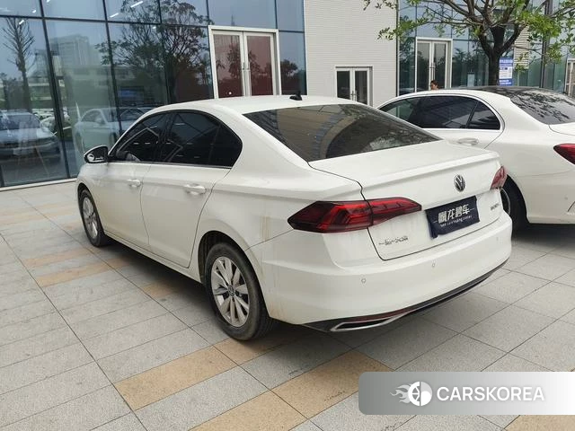 Volkswagen Bora 2022 Белый из Китая, фото 6