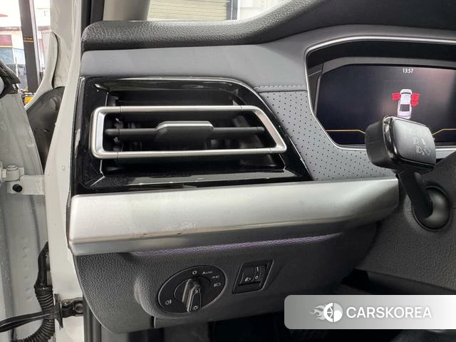Volkswagen Lavida id 4261846 из Китая 27