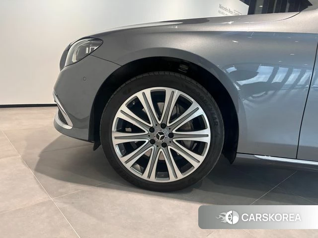 Mercedes-Benz E-Class W213 id 4249270 из Кореи 15