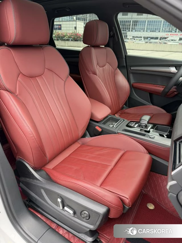 Audi Q5L id 4278399 из Китая 15