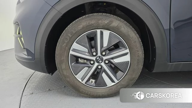 Kia The New Niro id 3861137 из Кореи 15