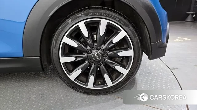 Mini Cooper S id 3639360 из Кореи 15