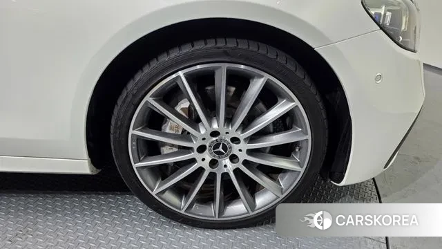 Mercedes-Benz E-Class W213 id 3681631 из Кореи 15
