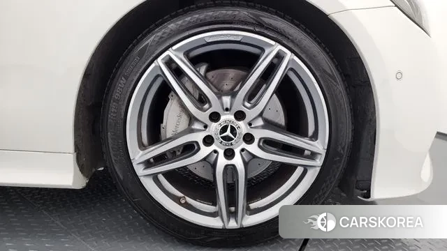 Mercedes-Benz E-Class W213 id 3270234 из Кореи 15