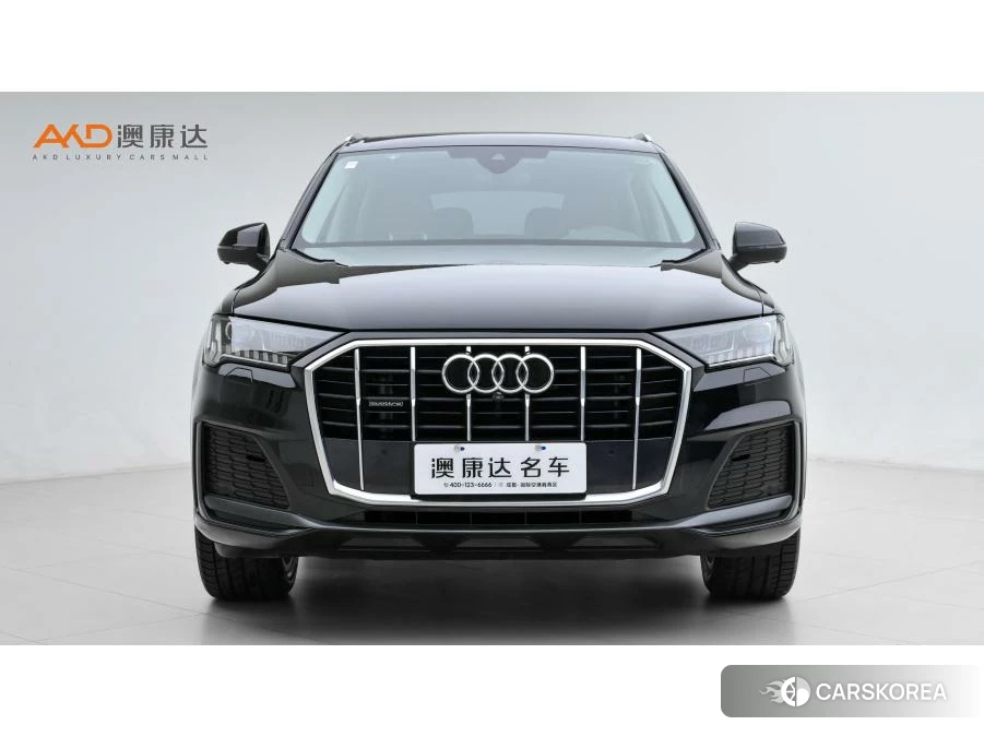 Audi Q7 2022 Черный из Китая, фото 6