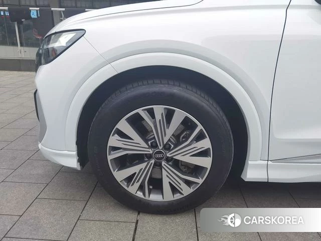 Audi Q4 e-tron id 4301127 из Китая 15