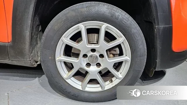 Jeep Renegade id 3023412 из Кореи 15