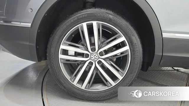 Volkswagen Tiguan Allspace id 4698857 из Кореи 29