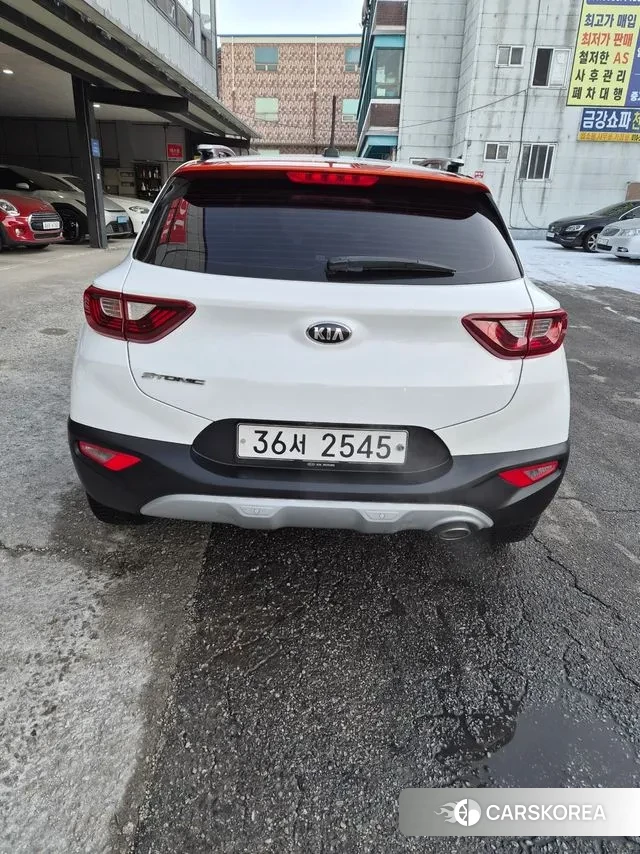 Kia Stonic id 3672875 из Кореи 11