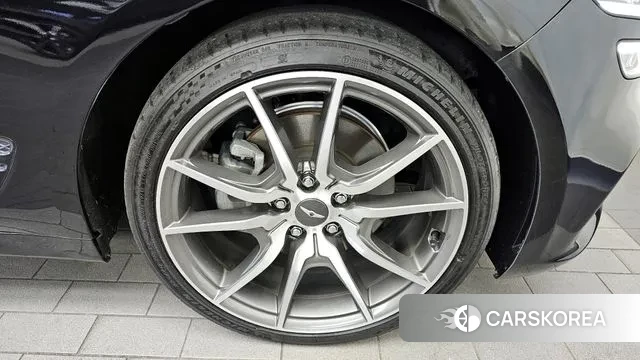 Genesis The New G70 id 3379396 из Кореи 15