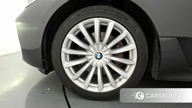 BMW 6 Series GT (G32) id 3873431 из Кореи 15