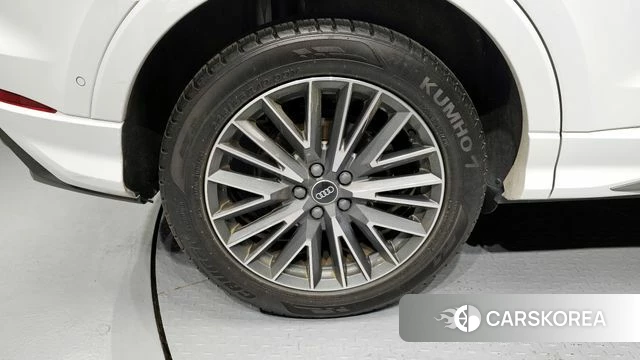 Audi Q3 (F3) id 4201628 из Кореи 26