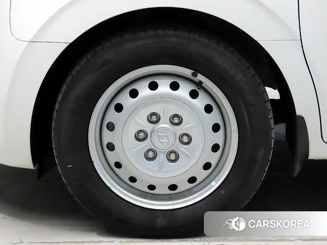 Hyundai Staria id 4309396 из Кореи 15