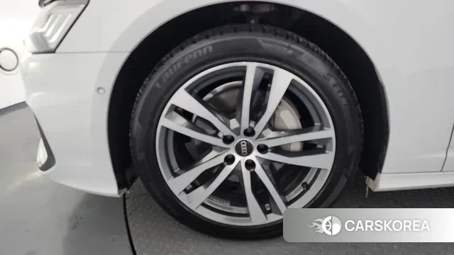 Audi A6 (C8) id 3605960 из Кореи 15