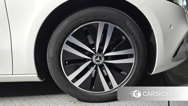 Mercedes-Benz A-Class W177 id 3865099 из Кореи 15