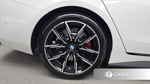 BMW 4 Series (G22) id 4589950 из Кореи 30
