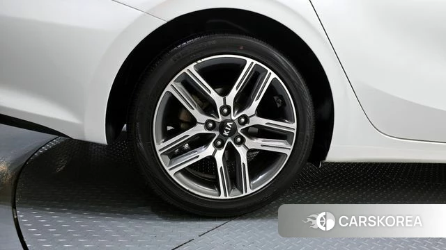 Kia Come New K3 id 4203905 из Кореи 15