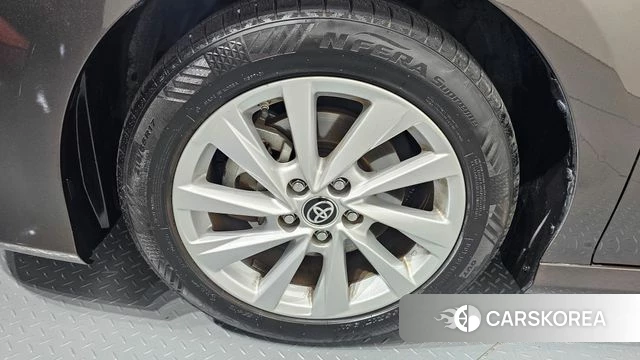 Toyota Camry (XV70) id 3859813 из Кореи 15