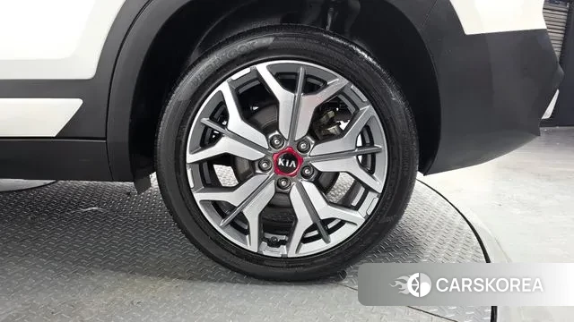 Kia Seltos id 3747947 из Кореи 15