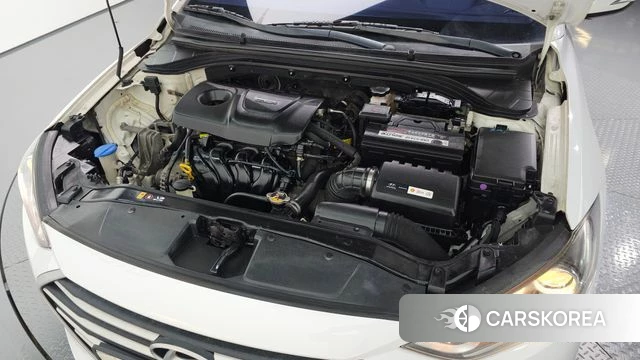 Hyundai Avante AD id 4610478 из Кореи 26