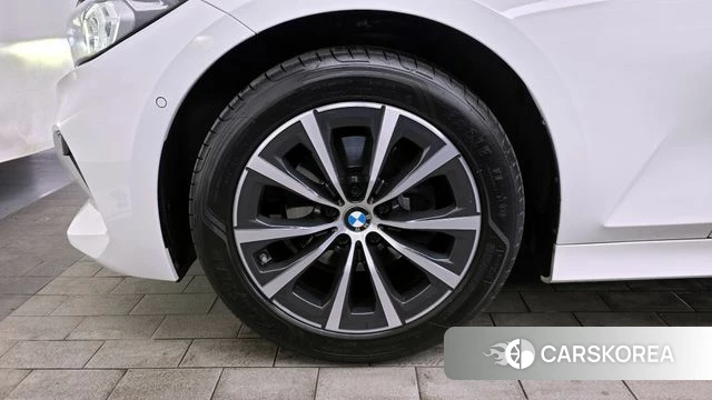 BMW 3 Series (G20) id 3914948 из Кореи 15