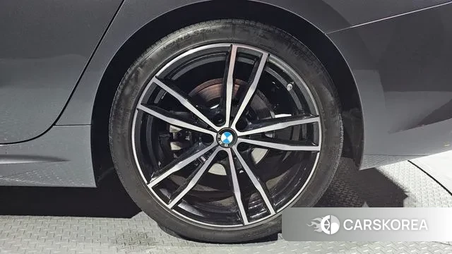 BMW 3 Series (G20) id 3437876 из Кореи 15