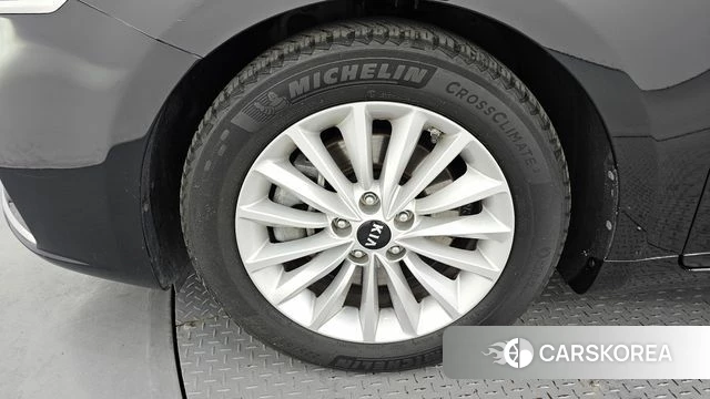Kia Come New K7 id 4339354 из Кореи 28